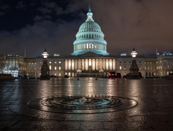 Gold Price Slightly Higher as Possible Deal Reached to Avoid Government Shutdown