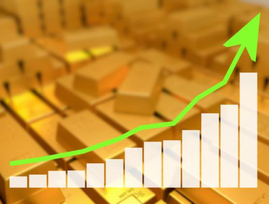 Gold Prices Rise to 6-Month High as Investors Seek Safe Haven