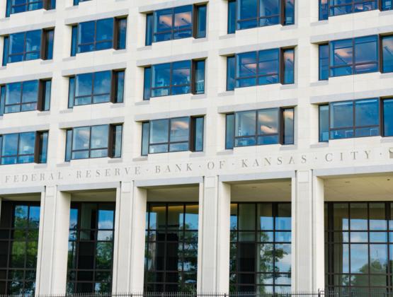 Kansas City Fed President Supported Rate Hike Pause to Measure Impact