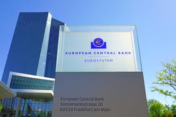 Cheap Loans to Banks Discussed at ECB Meeting, Economic Risk Assessed as “Fragile”