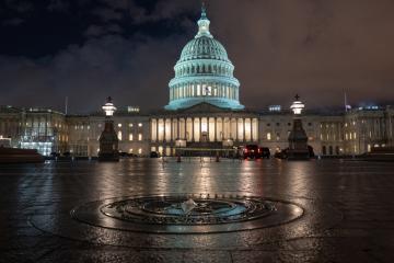 Gold Price Slightly Higher as Possible Deal Reached to Avoid Government Shutdown