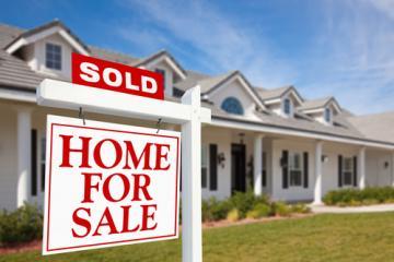 Gold Price Hovers Around $1,650 as Home Prices Gain 3.8% in December